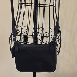 Coach Black Shoulder Fanny Bag Flat Bag Womens (Jennifer # 18) Leather